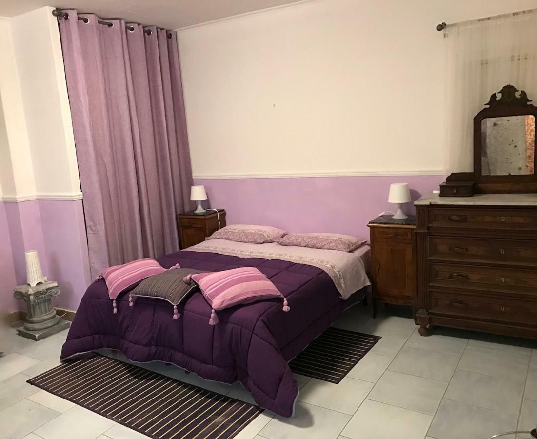 Appartamento Pied a terre sul porto Ischia Esterno foto